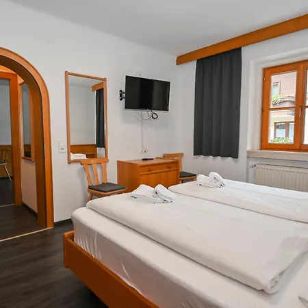 Schmitten 27 & By In One Apartment Zell am See